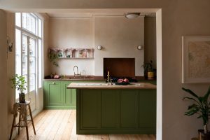 5 combinaisons de couleurs de cuisine infaillibles que les concepteurs jurent toujours de travailler