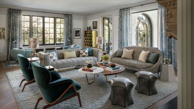 Les conceptions et le confort modernes fonctionnent-ils dans les maisons historiques ? Cette résidence de Seattle dit un oui définitif Les conceptions et le confort modernes fonctionnent-ils dans les maisons historiques ? Cette résidence de Seattle dit un oui définitif