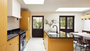12 idées de couleurs d’îlots de cuisine – transformez votre espace avec ces teintes éprouvées 12 idées de couleurs d'îlots de cuisine - transformez votre espace avec ces teintes éprouvées