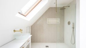 Comment nettoyer les portes de douche en verre – les nettoyeurs professionnels révèlent leurs secrets pour un éclat sans traces Comment nettoyer les portes de douche en verre - les nettoyeurs professionnels révèlent leurs secrets pour un éclat sans traces