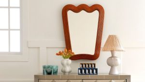 Ces erreurs de nettoyage de miroir gâchent-elles votre éclat ? Les nettoyeurs professionnels réfléchissent à ce que nous faisons mal Ces erreurs de nettoyage de miroir gâchent-elles votre éclat ? Les nettoyeurs professionnels réfléchissent à ce que nous faisons mal