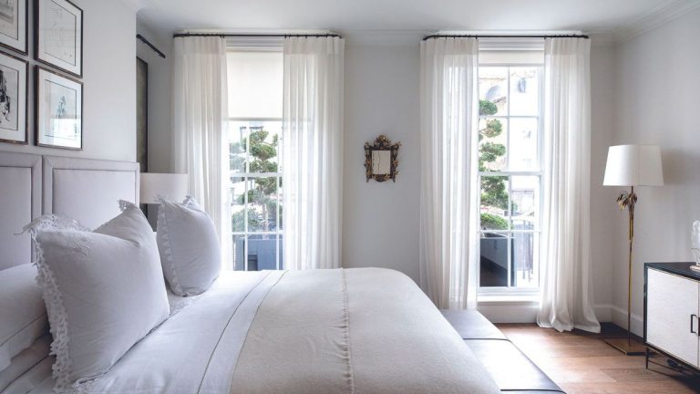 La meilleure couleur de rideau pour agrandir une petite pièce – selon les architectes d’intérieur La meilleure couleur de rideau pour agrandir une petite pièce – selon les architectes d’intérieur