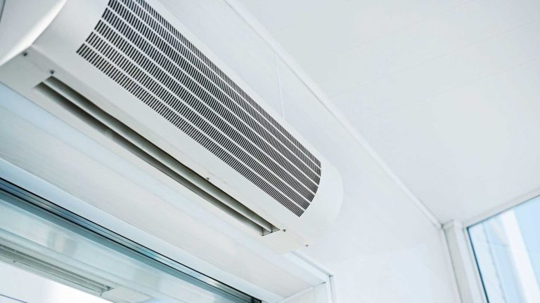 Les experts partagent la température idéale pour régler votre climatisation en été