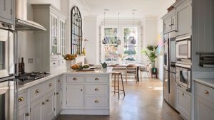 Comment rendre une cuisine plus relaxante – 12 conseils de designers pour créer un espace zen La restauration des éléments d'époque dans une maison victorienne lui a redonné son ancienne gloire