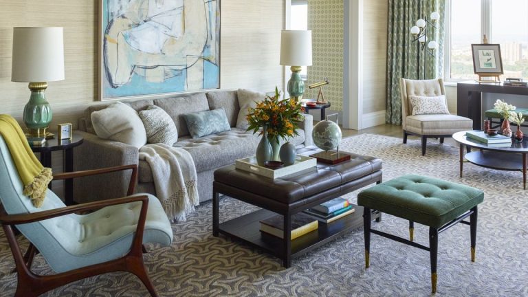 Cet élégant appartement de New York est une masterclass dans l'utilisation des couleurs et des motifs