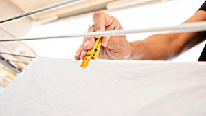 Cette astuce simple a contribué à rendre mon séchoir chauffant plus efficace – et maintenant mes vêtements sèchent en deux fois moins de temps. Cette astuce simple a contribué à rendre mon séchoir chauffant plus efficace – et maintenant mes vêtements sèchent en deux fois moins de temps.