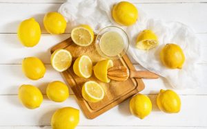 Le jus de citron a changé ma façon de faire la lessive – voici pourquoi je ne laverai jamais le blanc sans lui Le jus de citron a changé ma façon de faire la lessive – voici pourquoi je ne laverai jamais le blanc sans lui
