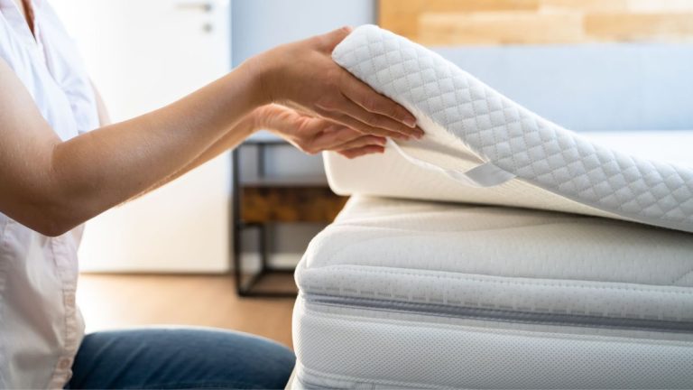Comment empêcher un surmatelas de glisser : 6 façons expertes de sécuriser votre lit Comment empêcher un surmatelas de glisser : 6 façons expertes de sécuriser votre lit