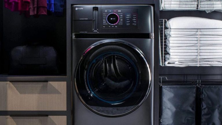 Ce lave-linge/sèche-linge futuriste pourrait changer notre façon de faire la lessive – et il est en vente avec 900 $ de rabais