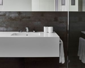 Comment carreler une douche – étape par étape