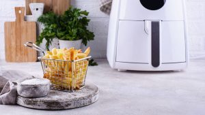Comment faire des frites dans une friteuse à air – 2 recettes faciles pour les frites les plus croustillantes que vous ayez jamais goûtées Comment faire des frites dans une friteuse à air – 2 recettes faciles pour les frites les plus croustillantes que vous ayez jamais goûtées