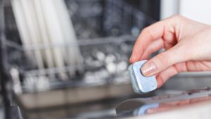 13 choses surprenantes que les professionnels nettoient avec une tablette pour lave-vaisselle 13 choses surprenantes que les professionnels nettoient avec une tablette pour lave-vaisselle