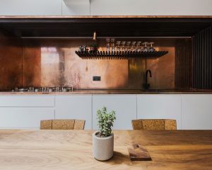 Vous pensez peut-être que vous pouvez l'ignorer, mais ne le faites pas : voici à quelle fréquence vous devriez nettoyer votre cuisine