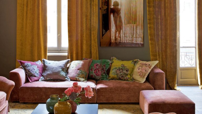 Un design, des couleurs et des motifs audacieux garantissent que cet appartement de Turin est unique en son genre Un design, des couleurs et des motifs audacieux garantissent que cet appartement de Turin est unique en son genre