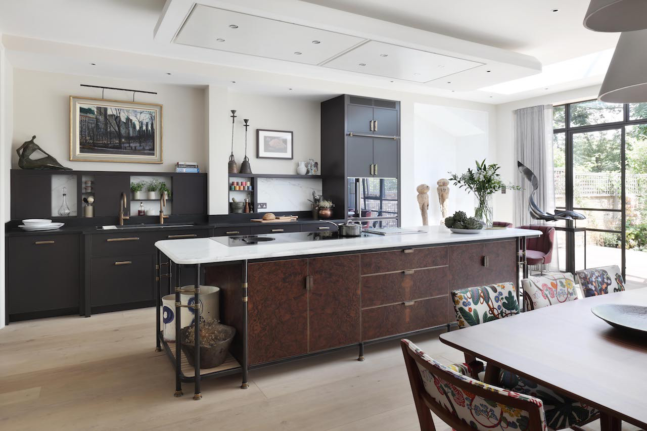 Cuisine de style industriel avec grand îlot