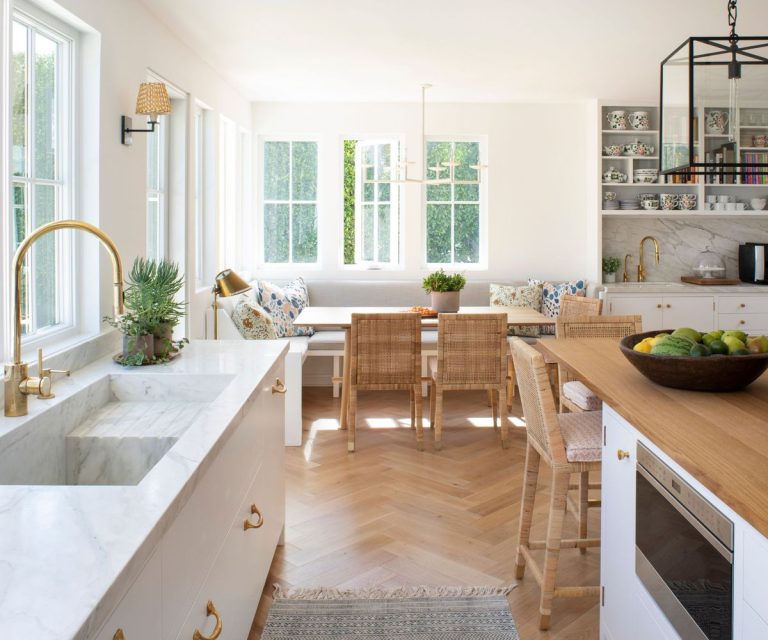 Quels carreaux de sol de cuisine sont les meilleurs ? Votre revêtement de sol pourrait ruiner votre espace – voici tout le savoir-faire en matière de design dont vous aurez besoin Quels carreaux de sol de cuisine sont les meilleurs ? Votre revêtement de sol pourrait ruiner votre espace – voici tout le savoir-faire en matière de design dont vous aurez besoin