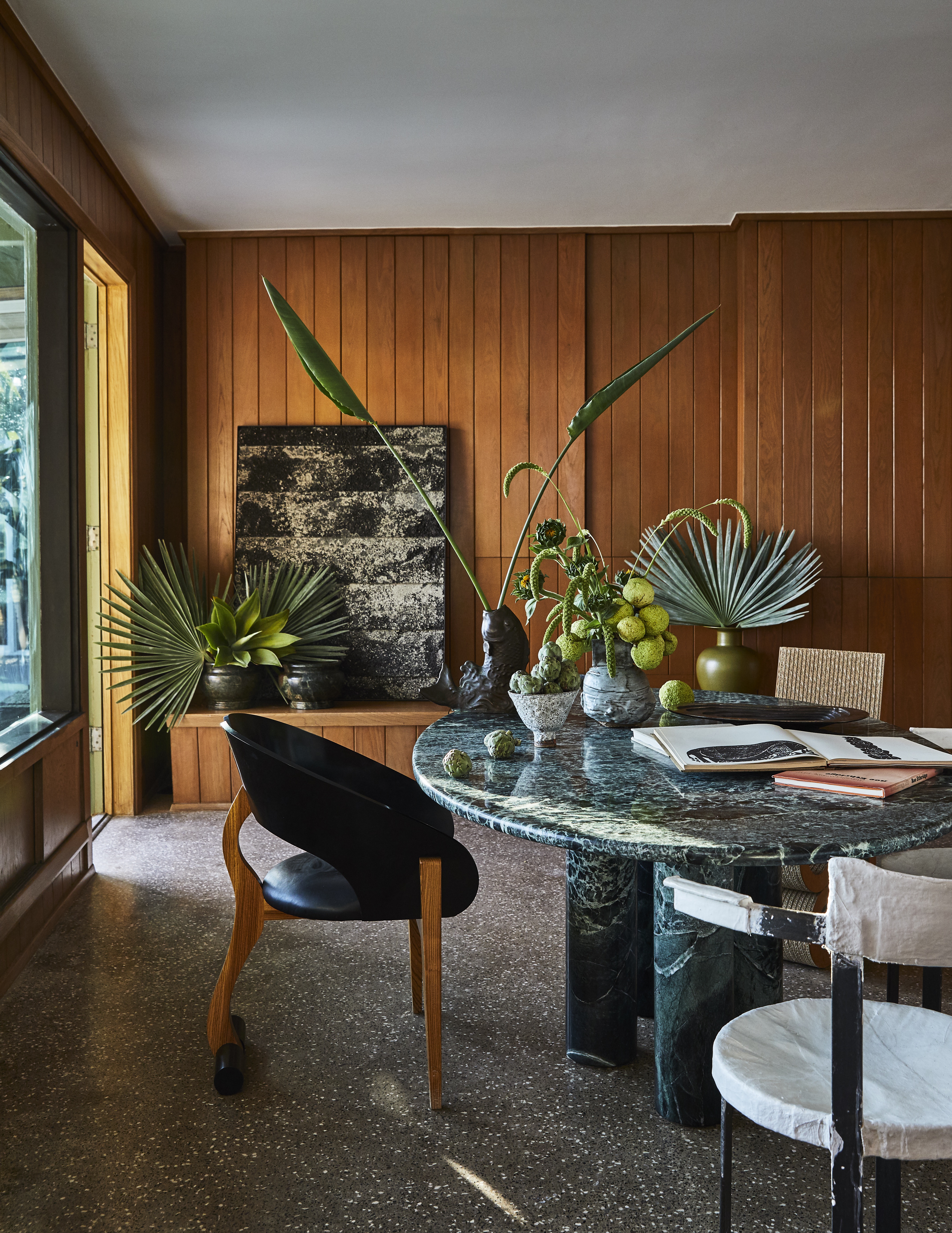Salle à manger dans la maison de Kelly Wearstler