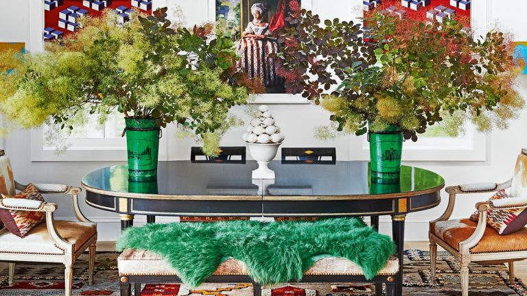 La maison de campagne moderne de la décoratrice d’intérieur Sheila Bridges est un mélange fascinant de couleurs et de motifs La maison de campagne moderne de la décoratrice d'intérieur Sheila Bridges est un mélange fascinant de couleurs et de motifs