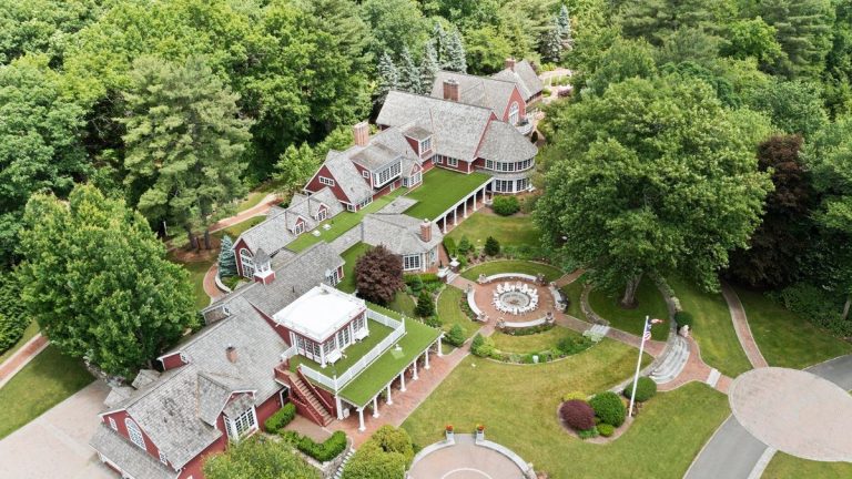 Visitez le domaine du fondateur de Yankee Candle : c'est mieux que Disneyland