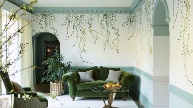 Le décor inspiré de la nature de cette maison convient à son cadre idyllique de campagne anglaise Le décor inspiré de la nature de cette maison convient à son cadre idyllique de campagne anglaise
