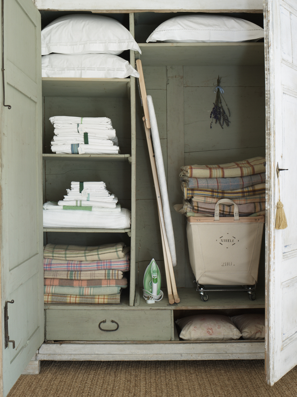 Aménager une armoire à linge