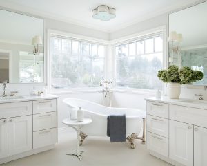 Les architectes d'intérieur révèlent pourquoi les baignoires blanches sont démodées – et ce qu'elles contiennent