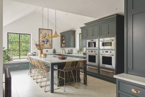 Comment nettoyer une grille de four – 3 méthodes qui fonctionnent et celle que vous ne devriez jamais essayer