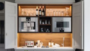 Comment concevoir une station à café – en 5 étapes faciles réalisées par des experts en cuisine