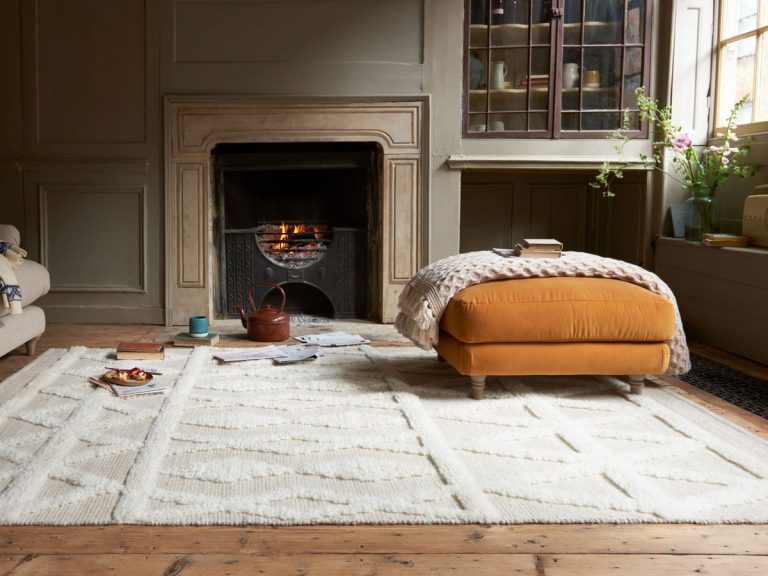Comment nettoyer un tapis en laine – un guide expert pour un nettoyage facile Comment nettoyer un tapis en laine – un guide expert pour un nettoyage facile