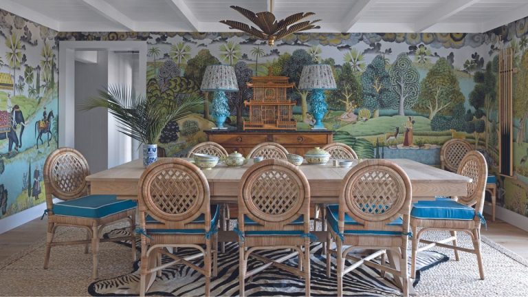 Cette hacienda californienne a été décorée avec un joyeux cocktail de couleurs et de motifs et le résultat final est absolument sublime. Cette hacienda californienne a été décorée avec un joyeux cocktail de couleurs et de motifs et le résultat final est absolument sublime.