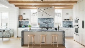 10 signes indiquant que vous avez besoin d’une nouvelle cuisine en 2024 – et le savoir-faire dont vous avez besoin pour la mettre à jour 13 ways to modernize an outdated kitchen without totally replacing it