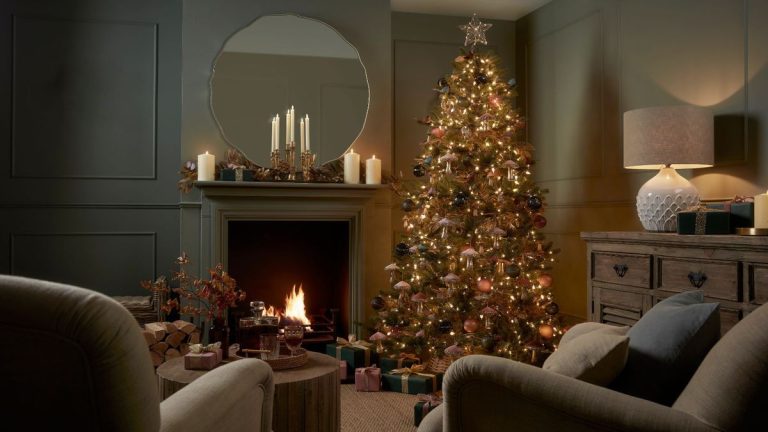 Comment agrandir un sapin de Noël – 3 astuces pour une grande déclaration