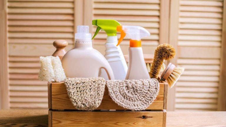 Ces 5 tâches ménagères devraient être effectuées chaque semaine sans faute, préviennent les experts Je ne jure que par la méthode de nettoyage à un seul outil pour nettoyer ma maison en moins d'une heure