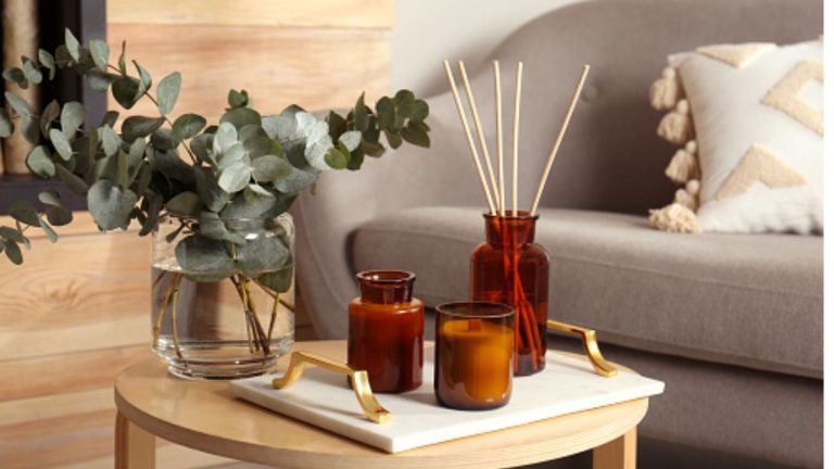 Les meilleurs parfums d'intérieur pour le bien-être – 6 parfums pour influencer votre humeur Les meilleurs parfums d'intérieur pour le bien-être – 6 parfums pour influencer votre humeur