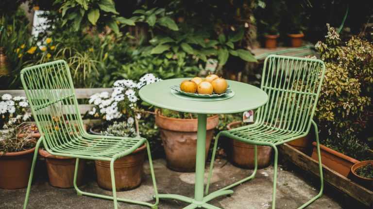 Puis-je utiliser un nettoyeur haute pression pour nettoyer les meubles de terrasse ? Puis-je utiliser un nettoyeur haute pression pour nettoyer les meubles de terrasse ?