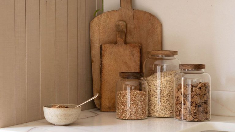Désinfluencer les réapprovisionnements du garde-manger – 5 astuces zéro déchet d’un ancien sur-organisateur Désinfluencer les réapprovisionnements du garde-manger – 5 astuces zéro déchet d’un ancien sur-organisateur