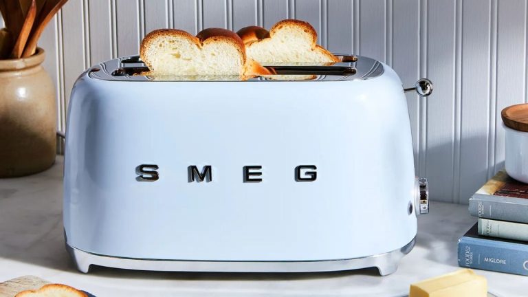 Nos experts en électroménager vous expliquent comment choisir un grille-pain adapté à votre cuisine Nos experts en électroménager vous expliquent comment choisir un grille-pain adapté à votre cuisine