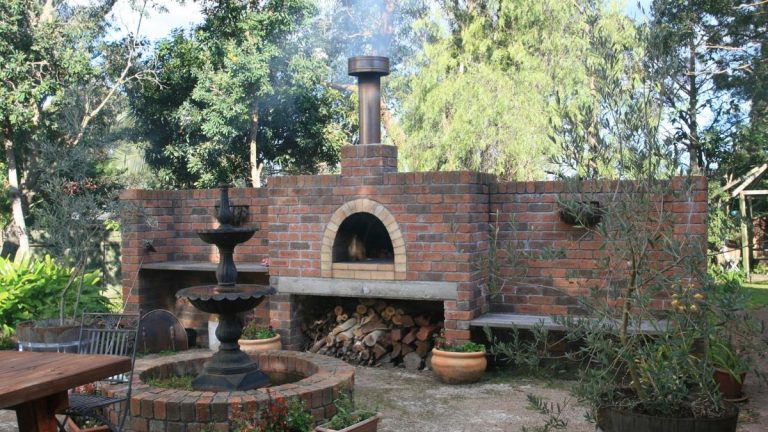 Faut-il construire un four à pizza ? Un avertissement des experts Faut-il construire un four à pizza ? Un avertissement des experts