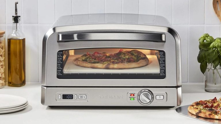 Examen du four à pizza d'intérieur Cuisinart – c'est amusant, mais un peu frivole Examen du four à pizza d'intérieur Cuisinart – c'est amusant, mais un peu frivole