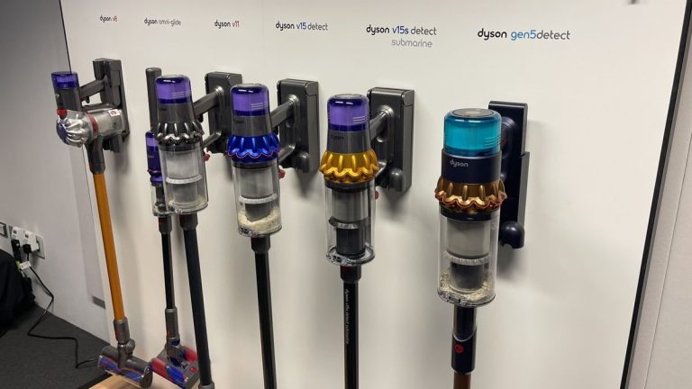 J'ai découvert le premier nettoyeur de sol humide dédié de Dyson – voici les informations sur le Dyson WashG1 J'ai découvert le premier nettoyeur de sol humide dédié de Dyson – voici les informations sur le Dyson WashG1