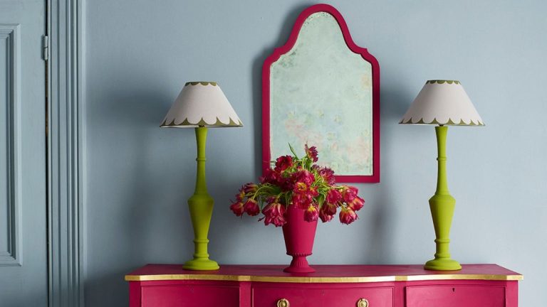 12 façons d’enlever la peinture naturellement, recommandées par des experts en décoration Peut-on peindre une maison dans l'humidité ? Nos experts en peinture vous conseillent pour réussir vos travaux de peinture