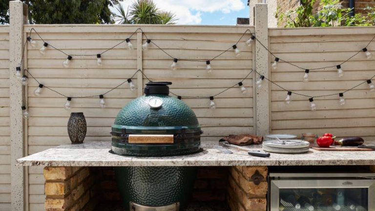 Peut-on peindre un gril ? Des experts révèlent comment mettre à jour votre barbecue avec une couche de peinture Peut-on peindre un gril ? Des experts révèlent comment mettre à jour votre barbecue avec une couche de peinture