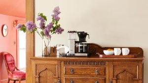 Le Technivorm Moccamaster est emblématique à la fois pour son design et sa capacité à préparer un café stellaire