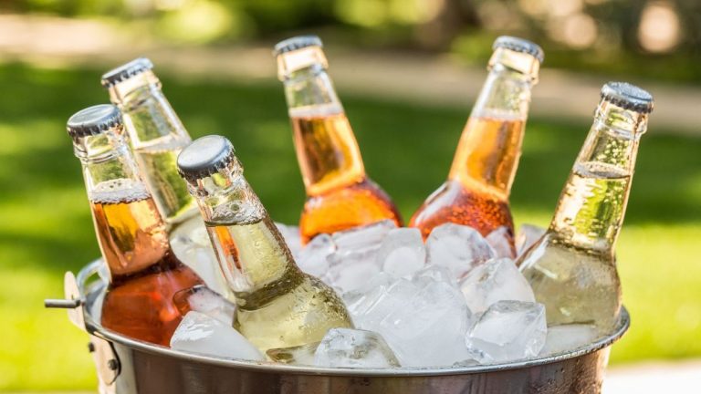 Comment garder les boissons au frais sans glacière – 3 méthodes peu coûteuses et infaillibles Comment garder les boissons au frais sans glacière – 3 méthodes peu coûteuses et infaillibles
