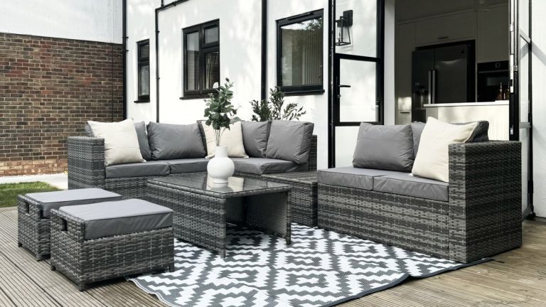 3 façons de transformer votre terrasse pour l’été – pour vous détendre et vous divertir avec style 3 façons de transformer votre terrasse pour l’été – pour vous détendre et vous divertir avec style