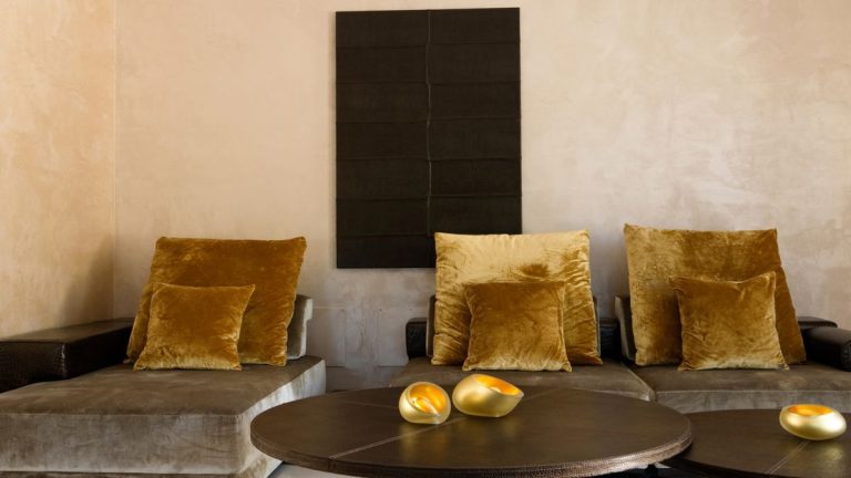 Comment peindre une pièce avec une éponge avec des textures et des motifs uniques et libérer votre designer intérieur, selon les pros Comment peindre une pièce avec une éponge avec des textures et des motifs uniques et libérer votre designer intérieur, selon les pros