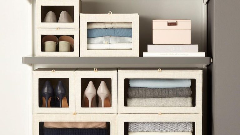 Comment cacher le désordre dans les petits espaces – 6 endroits astucieux pour ranger vos chaussures Comment cacher le désordre dans les petits espaces – 6 endroits astucieux pour ranger vos chaussures