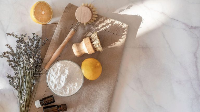 4 choses que vous ne devriez jamais nettoyer avec de l’acide citrique dans votre maison – les experts partagent les dommages irréparables que cela causera et ce qu’il faut faire à la place