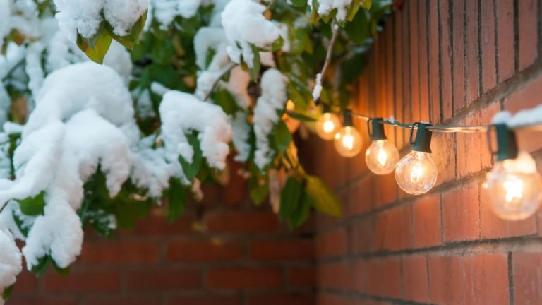 Comment faire fonctionner les lampes solaires en hiver – 4 conseils simples d’experts en électricité
