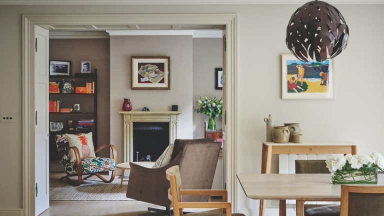 Vous apprenez à construire un mur à ossature bois ? Suivez les 10 étapes simples des experts en rénovation résidentielle pour réussir